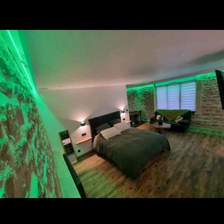 Romantique Room Charleville-Mézières المظهر الخارجي الصورة
